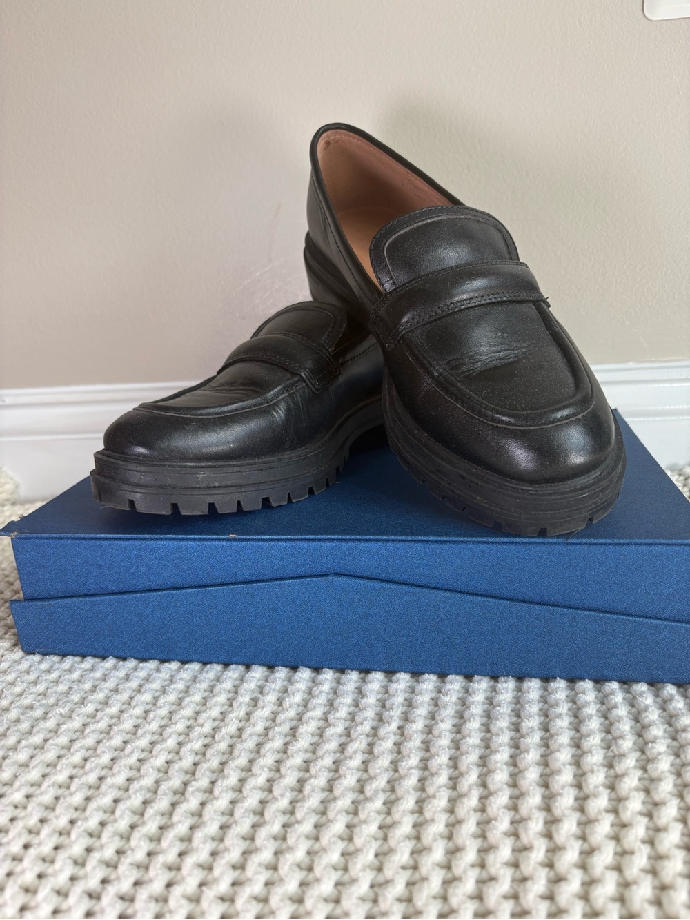 Madewell Black Leather Lug-Sole Loafers sz 7 Women’s